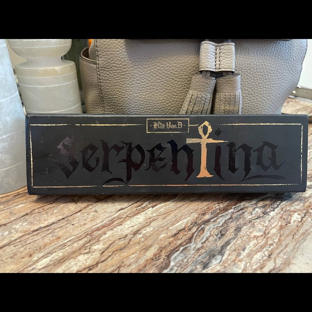 KVD Serpentina Palette